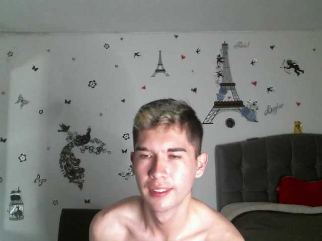 Live sex webcam photo for jeyadventures01 #276184699