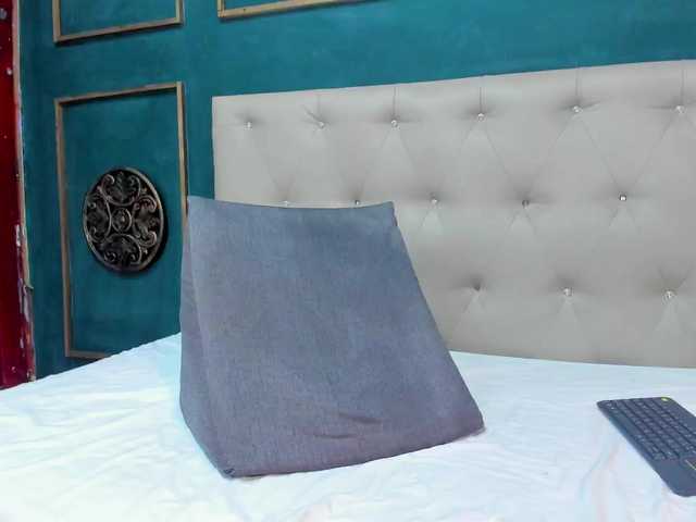 Live sex webcam photo for jharol-cardona #289864434