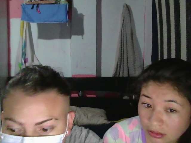 Live sex webcam photo for jhoans-laura #291796389