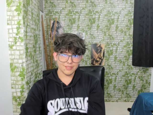 Live sex webcam photo for jhonnytabu #275688616