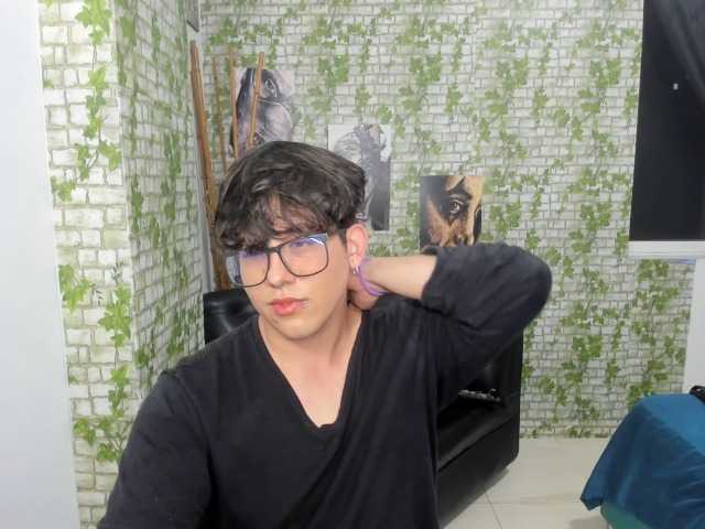 Live sex webcam photo for jhonnytabu #275704556