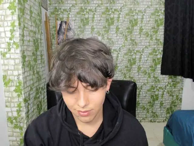 Live sex webcam photo for jhonnytabu #275838272