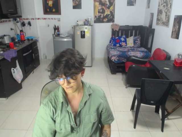 Live sex webcam photo for jhonnytabu #276207387