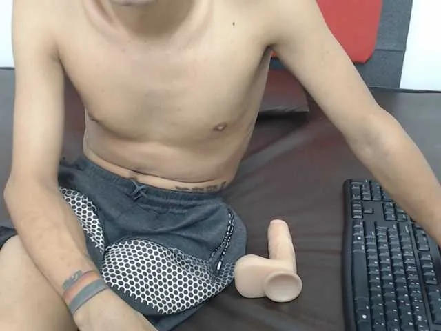 Live sex webcam photo for jhonnyyk #291018043