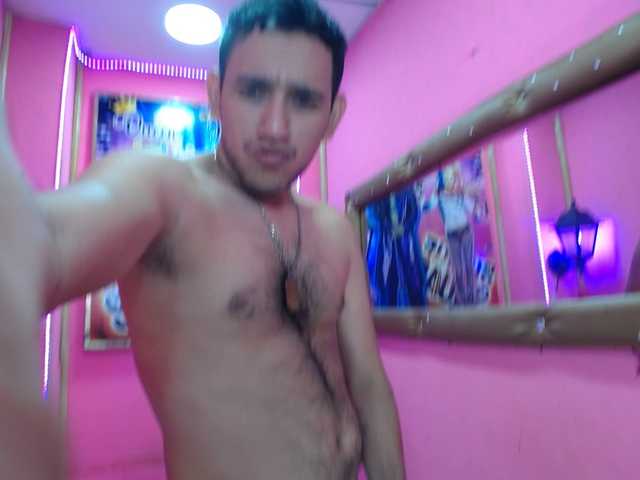 Live sex webcam photo for jhovannel #275476669