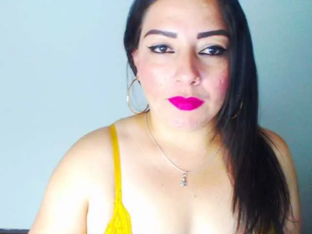 Live sex webcam photo for jimenacolinss #271831718