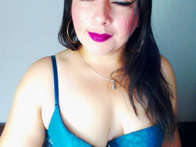 Live sex webcam photo for jimenacolinss #272032783