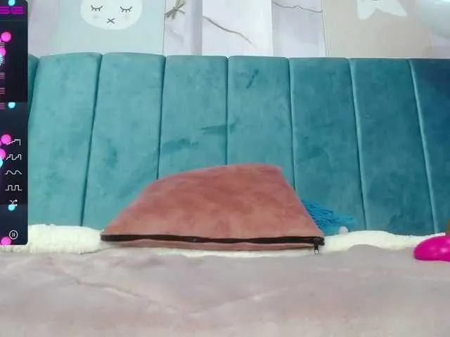 Live sex webcam photo for jinemerald #272549857