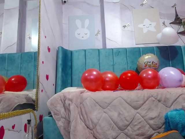 Live sex webcam photo for jinemerald #272594008