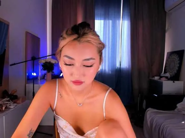 Live sex webcam photo for jinray #275983287