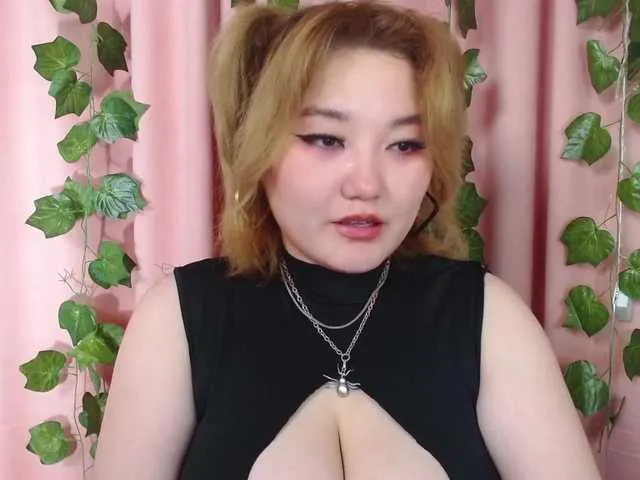 Live sex webcam photo for jiyounghee #274499068