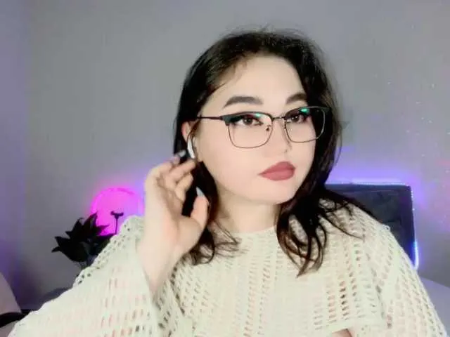 Live sex webcam photo for jiyounghee #276694930