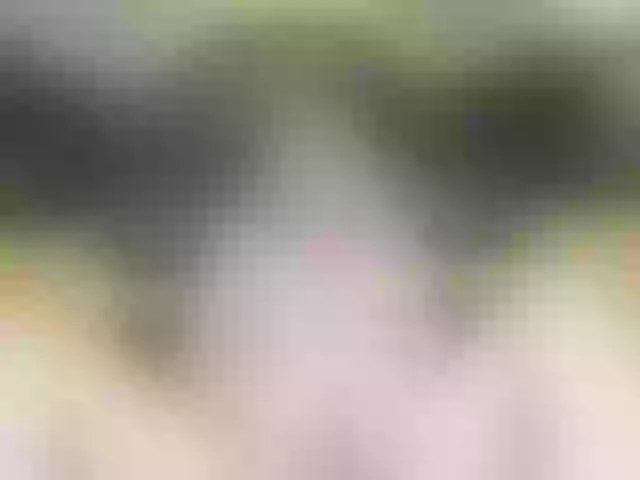 Live sex webcam photo for joanne-moore #272758306
