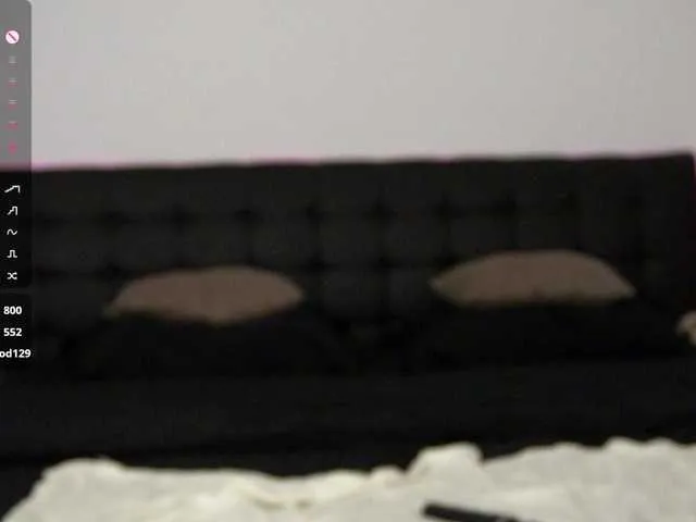 Live sex webcam photo for jocelynnstars #291232967