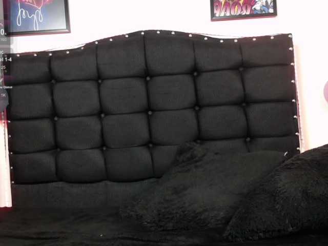 Live sex webcam photo for johanna84 #288082603