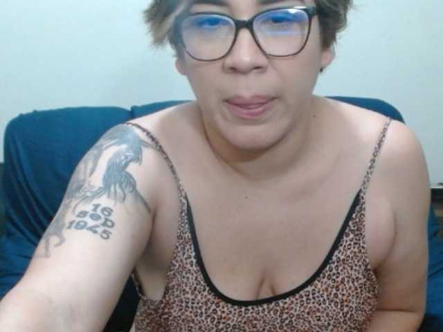 Live sex webcam photo for johanna84 #288082611