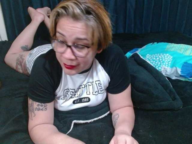 Live sex webcam photo for johanna84 #288082619