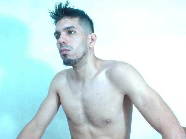 Live sex webcam photo for johanylatino #276249644