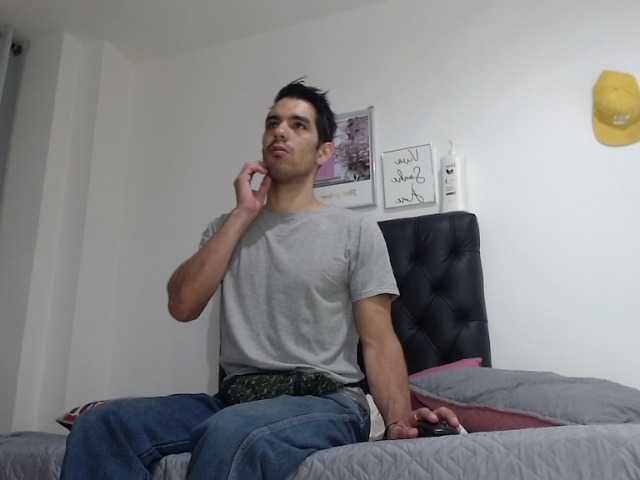 Live sex webcam photo for johanylatino #276981840