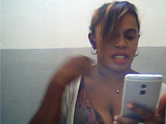 Live sex webcam photo for jojosquirt #271930151