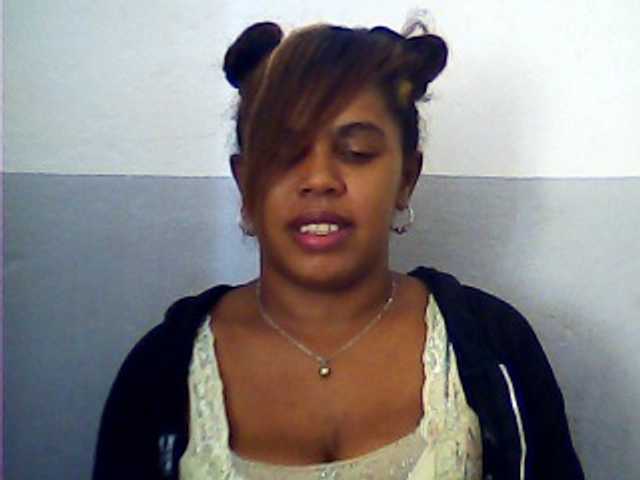 Live sex webcam photo for jojosquirt #272291774