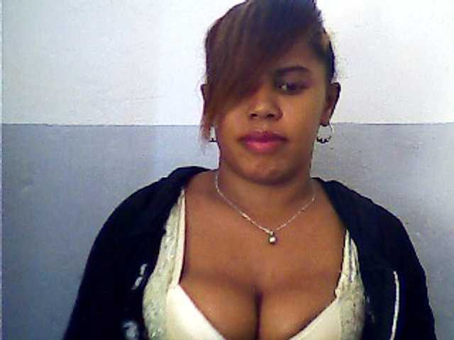 Live sex webcam photo for jojosquirt #272304308