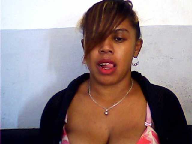 Live sex webcam photo for jojosquirt #272347306