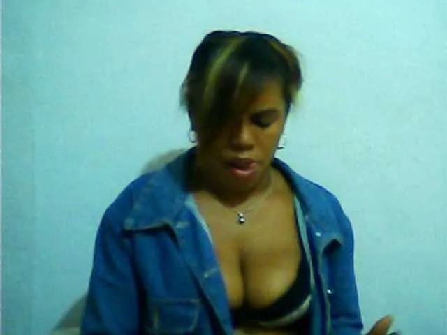 Live sex webcam photo for jojosquirt #272549929