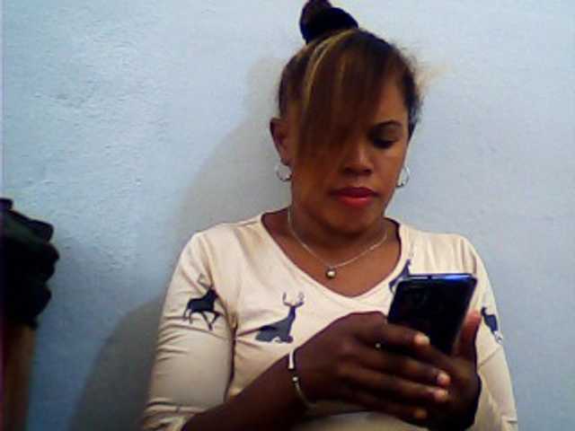 Live sex webcam photo for jojosquirt #272593878