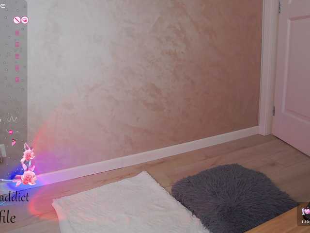 Live sex webcam photo for jolly-dolly #290306580