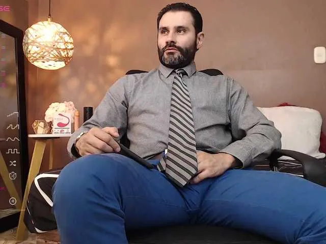 Live sex webcam photo for jonasbeards #277844953