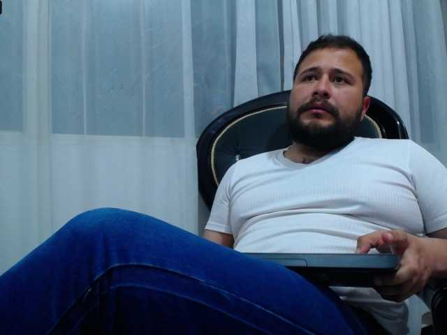 Live sex webcam photo for jose-miel #275793684