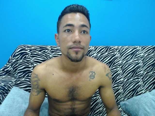 Live sex webcam photo for jossue28-- #278102542