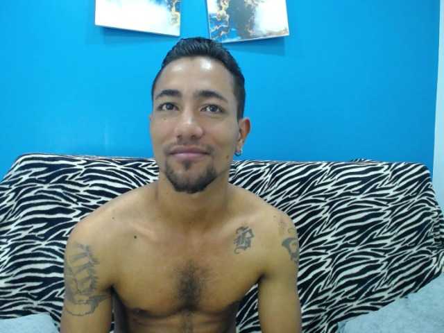 Live sex webcam photo for jossue28-- #278116355