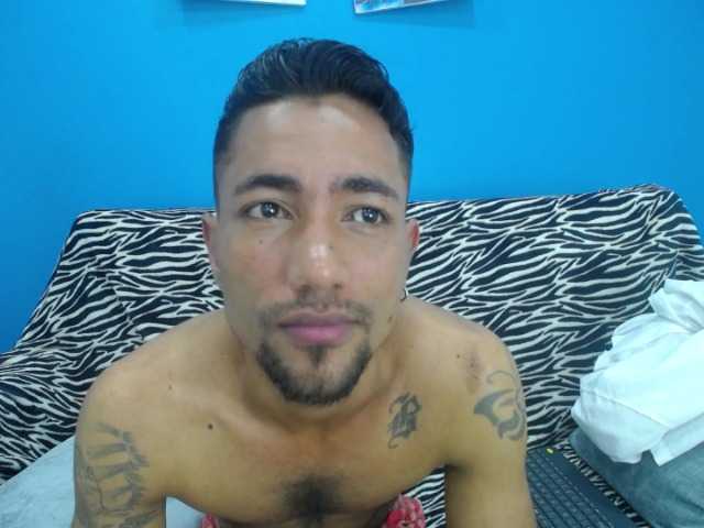 Live sex webcam photo for jossue28-- #278141601