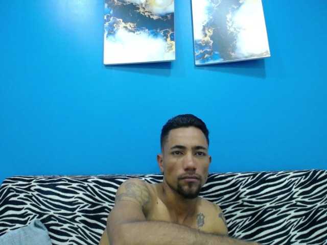 Live sex webcam photo for jossue28-- #278160874