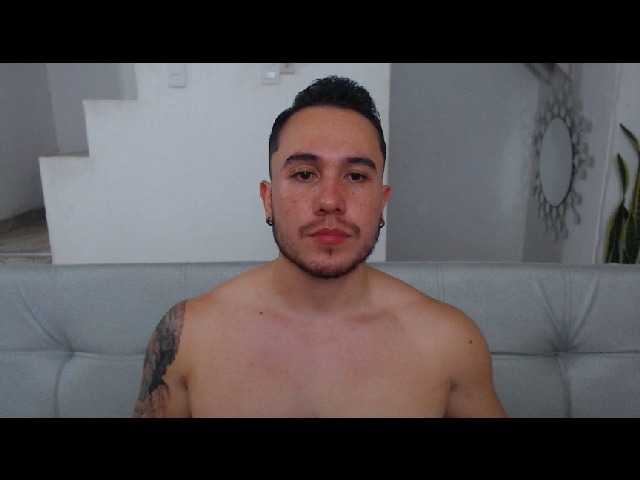 Live sex webcam photo for juan-Jimenez #274173723