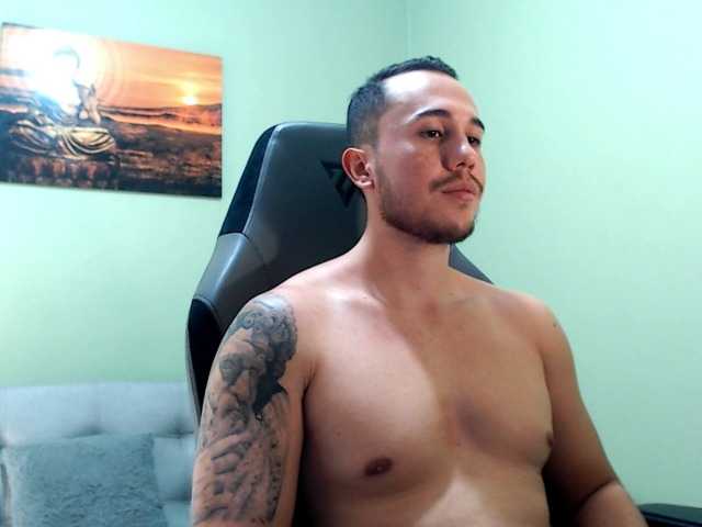 Live sex webcam photo for juan-Jimenez #277367601