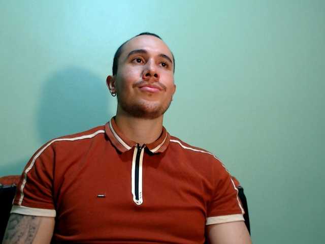 Live sex webcam photo for juan-Jimenez #290558699