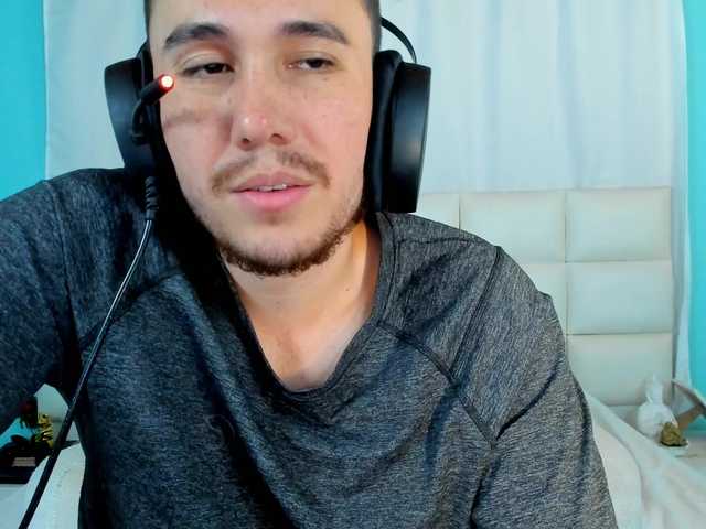 Live sex webcam photo for juan-Jimenez #292063657