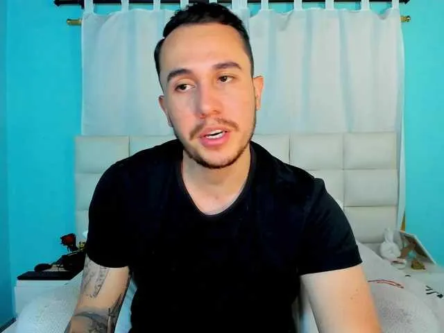 Live sex webcam photo for juan-Jimenez #292310953