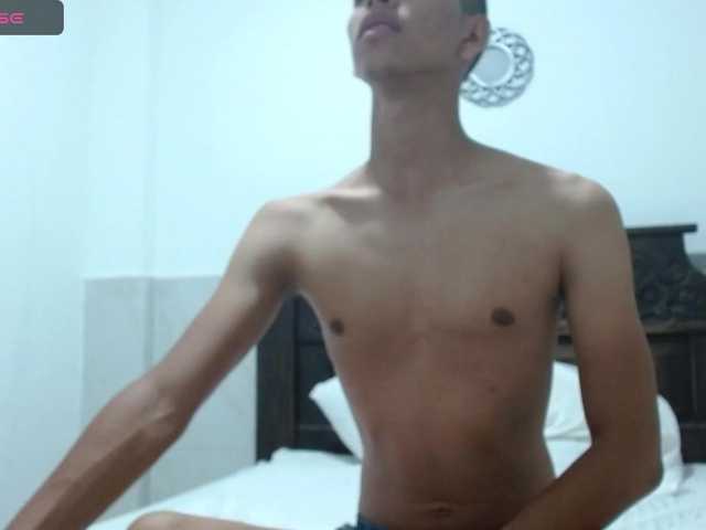 Live sex webcam photo for juan-lopez2a #276428309