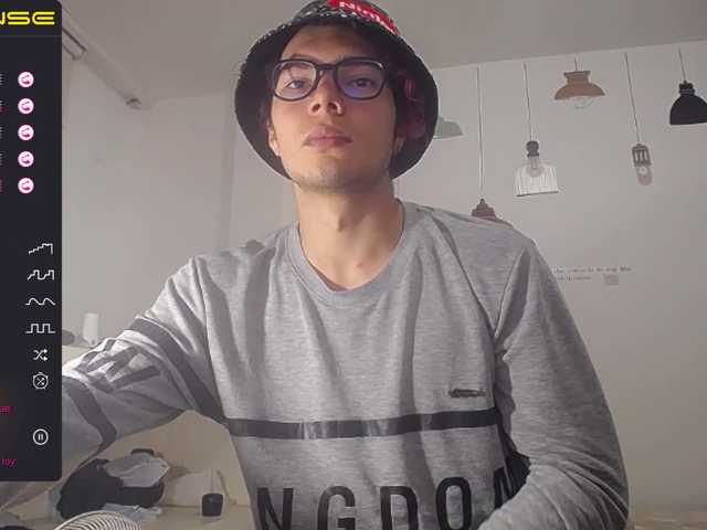 Live sex webcam photo for juanchoxy #275589427