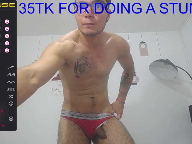 Live sex webcam photo for juanchoxy #275733205