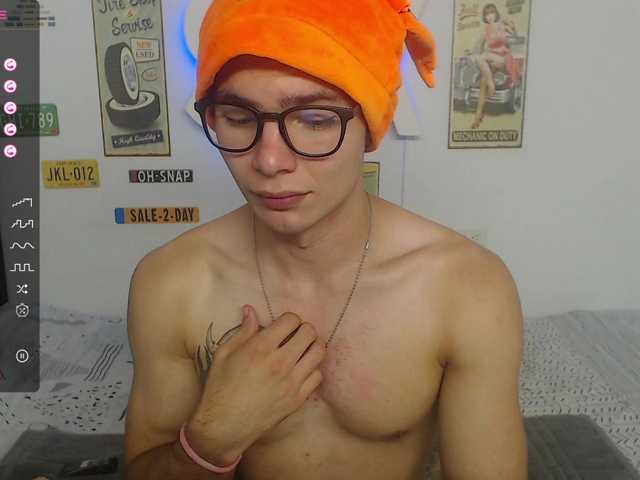 Live sex webcam photo for juanchoxy #276651499