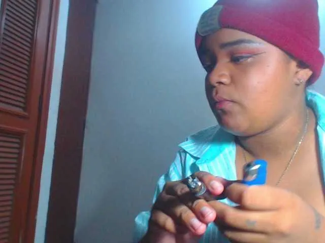 Live sex webcam photo for juandalov #273391686