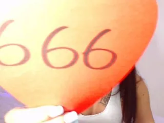 Live sex webcam photo for juanita-fox #144619315