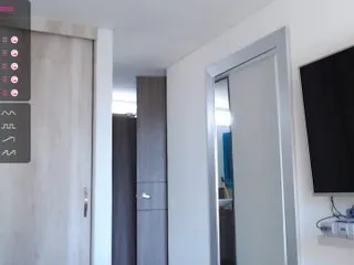 Live sex webcam photo for juanita-fox #165178414