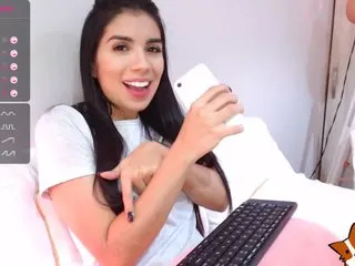 Live sex webcam photo for juanita-fox #178112377