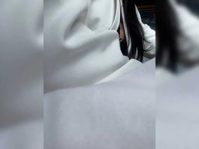 Live sex webcam photo for juanita-fox #278211170